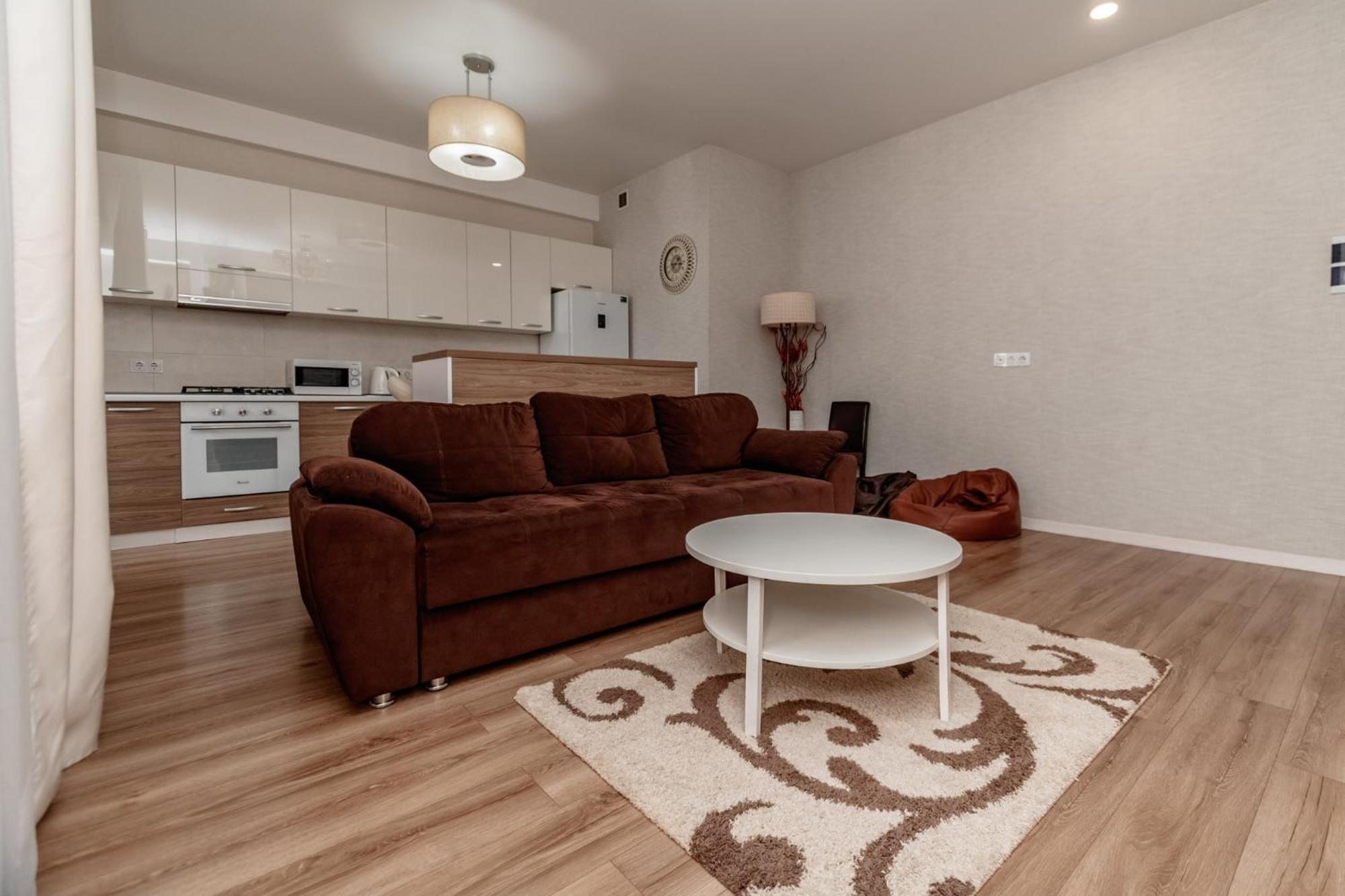 Extra Grand Lev Tolstoi Two Bedrooms Chişinǎu Buitenkant foto