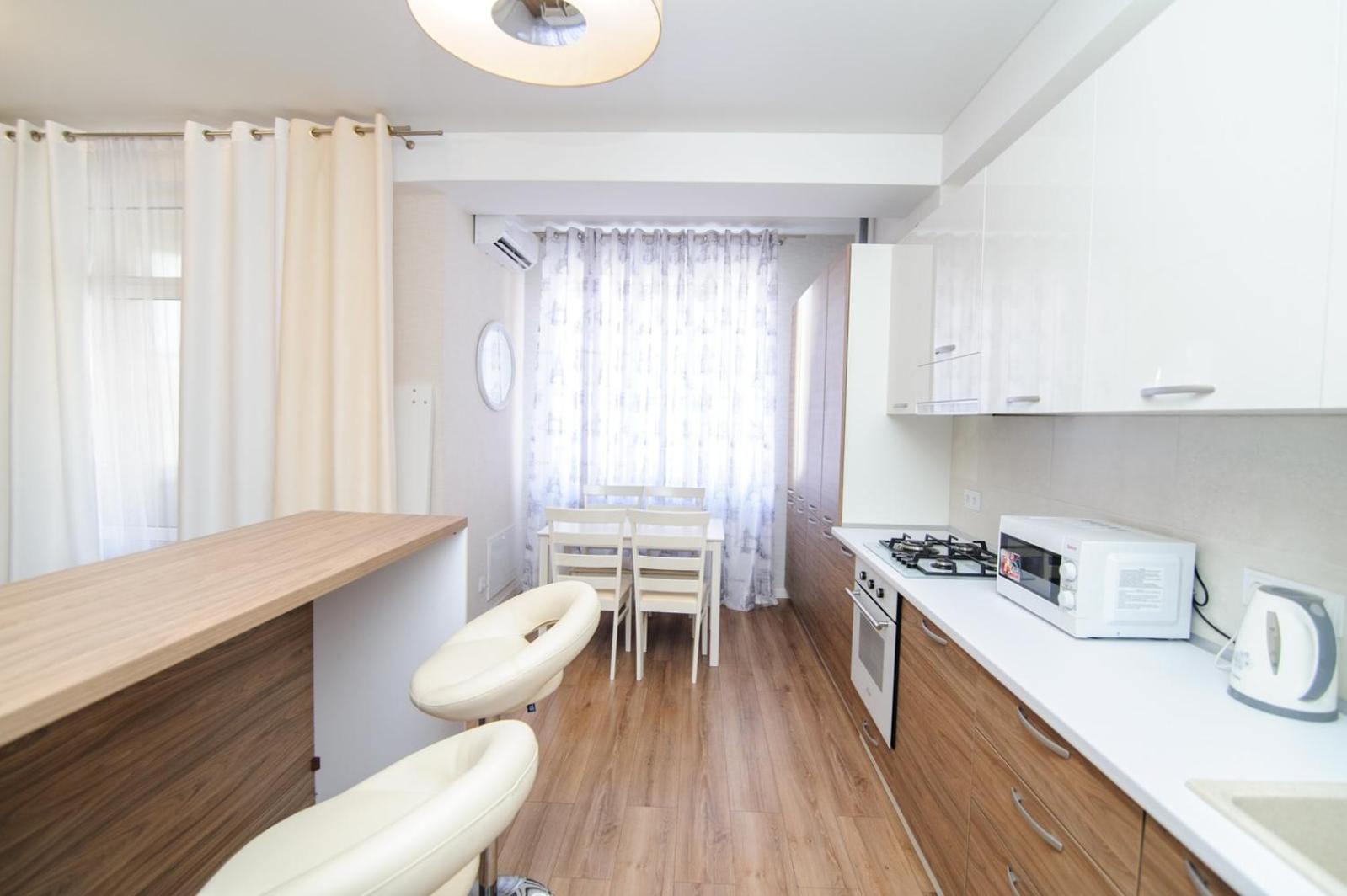 Extra Grand Lev Tolstoi Two Bedrooms Chişinǎu Buitenkant foto